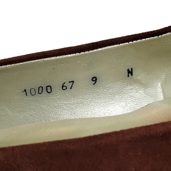 Vintage Bandolino Women's Brown Suede Leather Pump Heels Size 10 - Picture 7 of 7